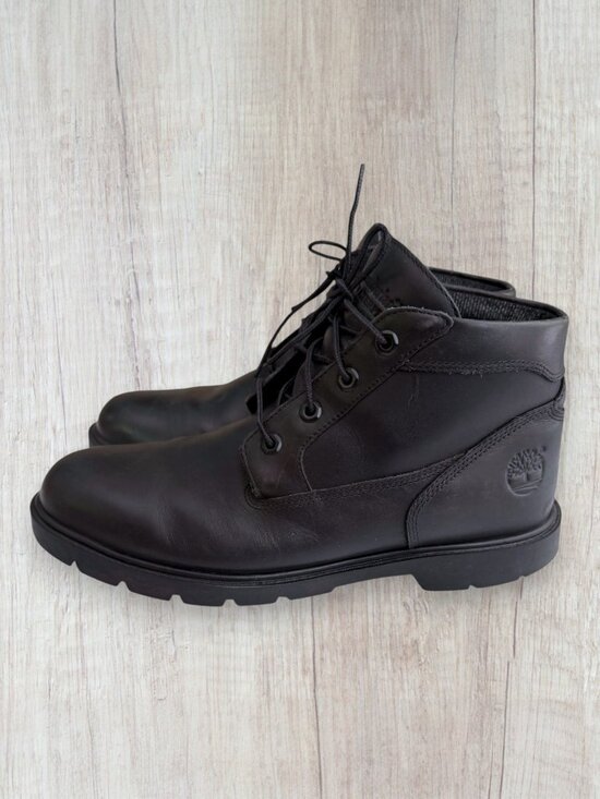 Timberland Waterproof Chukka Boots Black Leather Men\'s 10.5 Lace Up Work Boots main image 5
